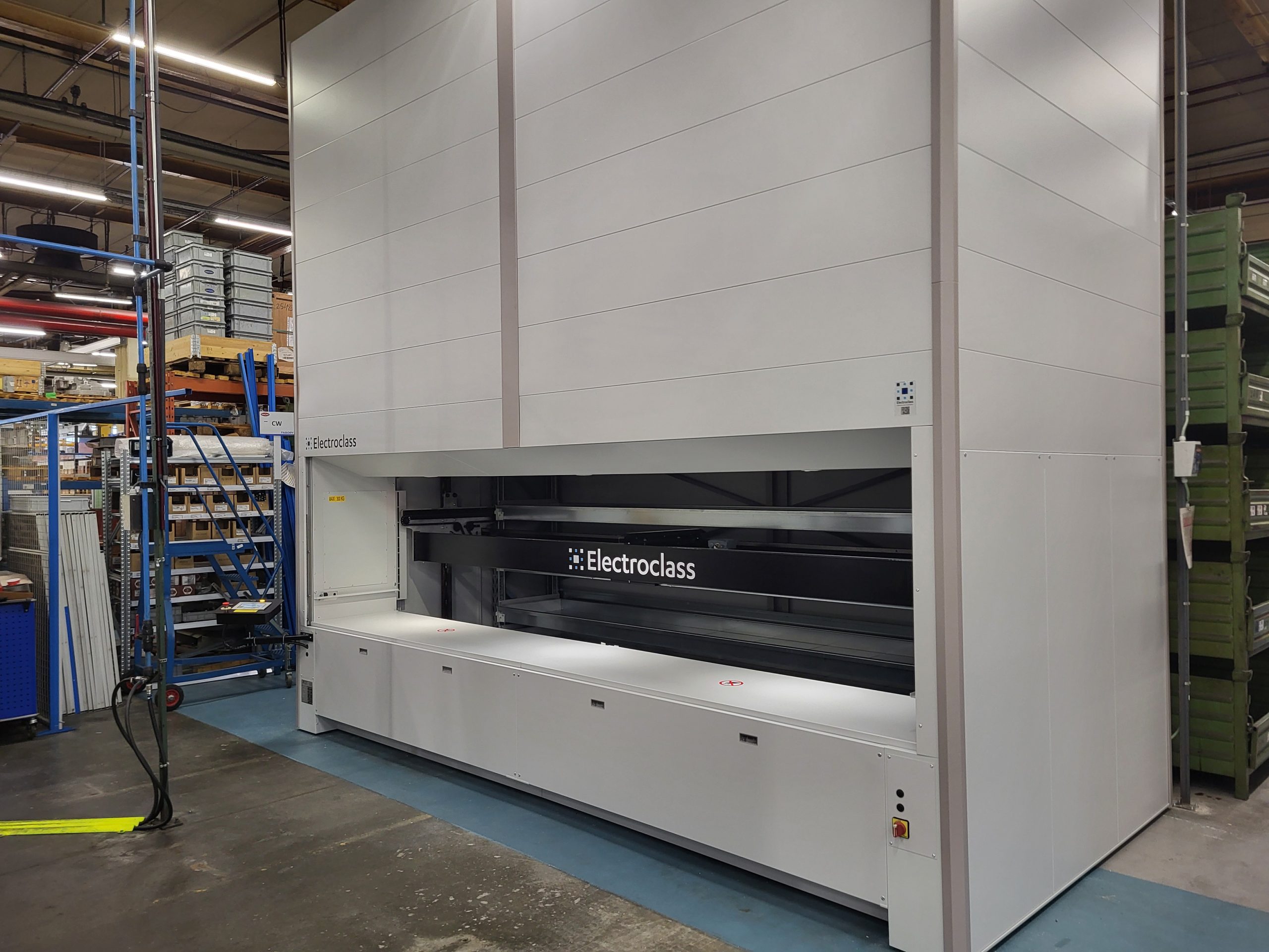 Tour de stockage : gain de place & productivité industrielle | Electroclass