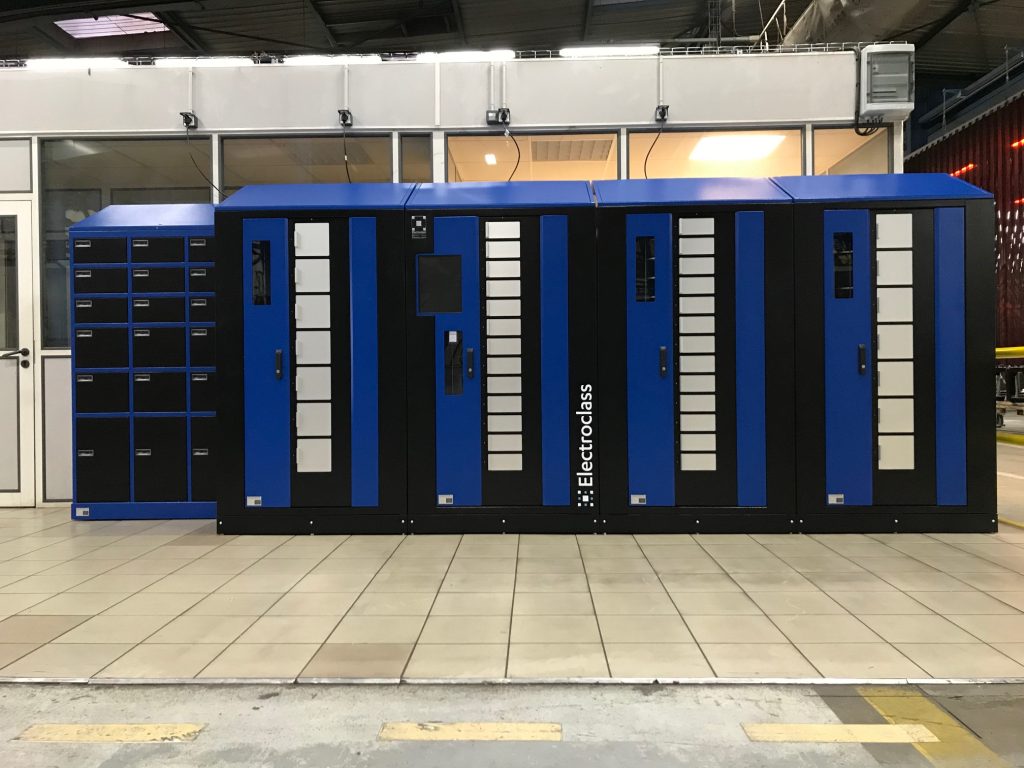 Distributeur outils coupants : sécurisez, tracez et optimisez la distribution en atelier