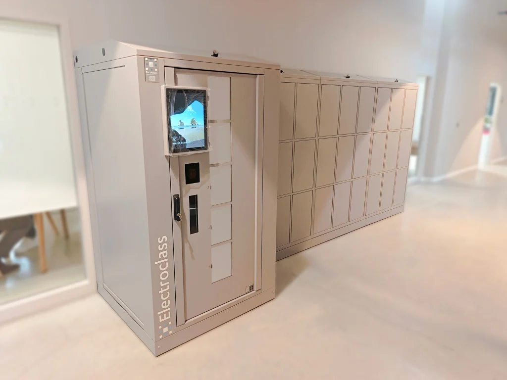 Objets coupants et EPI : sécuriser la distribution, tracer les retraits et éviter les dérives en atelier