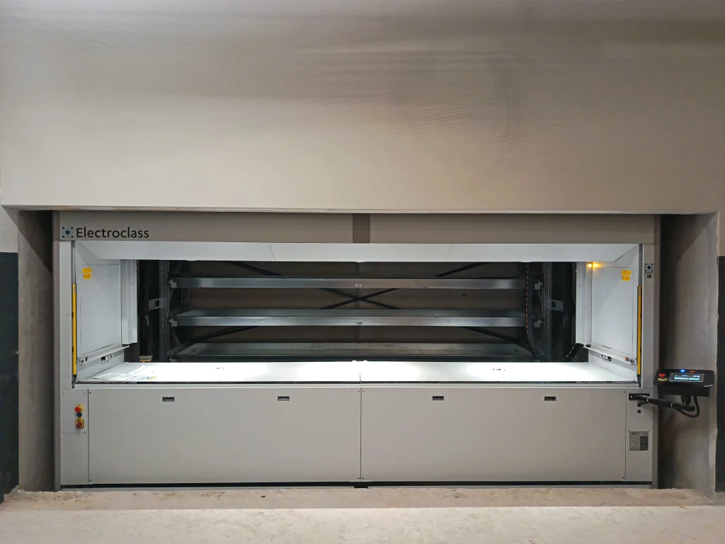Stockage vertical automatisé : critères de choix, gains de place et productivité